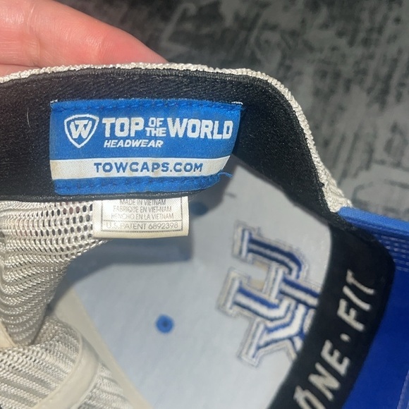 Top of the World University of Kentucky Wildcats trucker hat fitted - Picture 5 of 7